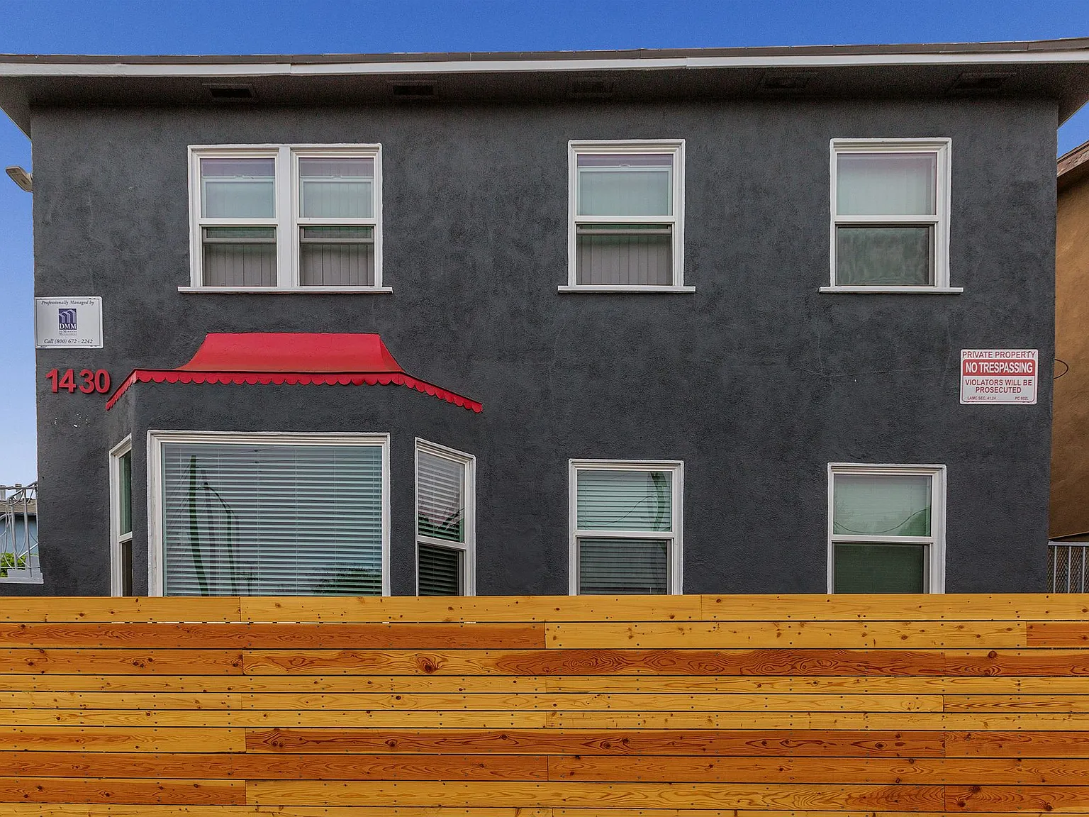 1430 Chestnut Ave — Photo 2