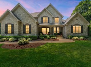 673 Vlasta Ct, Valparaiso, IN 46385