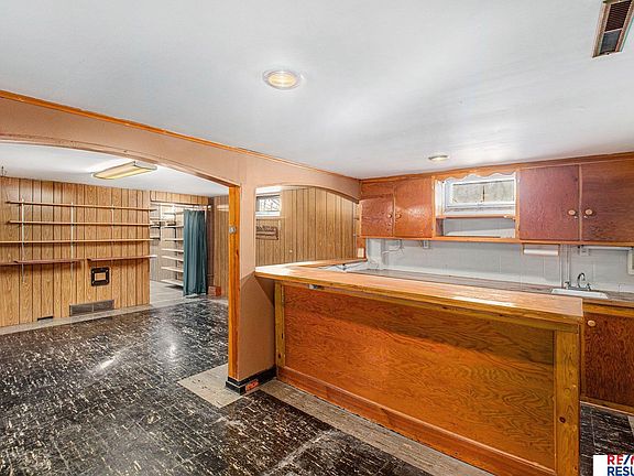 5th image of 106 N Clarmar Ave
