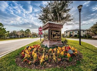 9126 Fox Sparrow Rd, Tampa, FL 33626