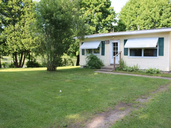 25 S Hudnut St, Barryton, MI 49305