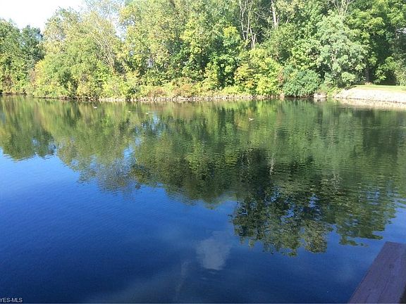 3rd image of 368 Lake Of The Woods Blvd