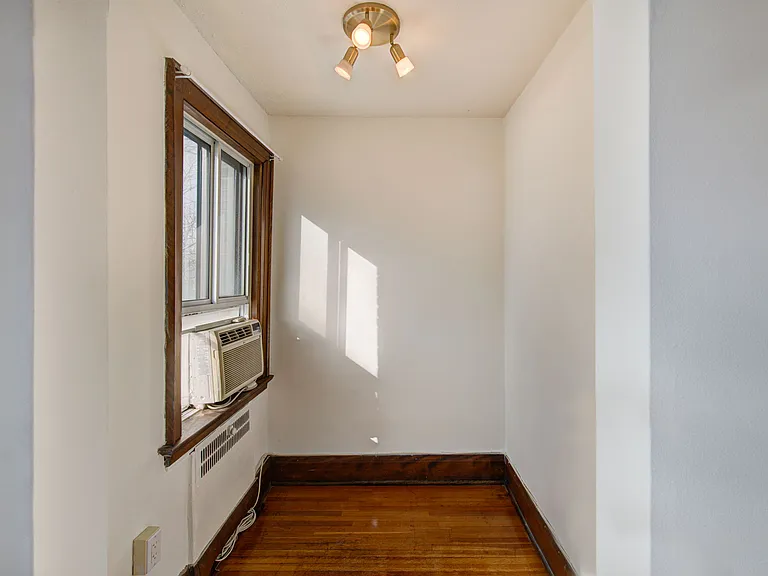 42 College View Ave — Photo 8
