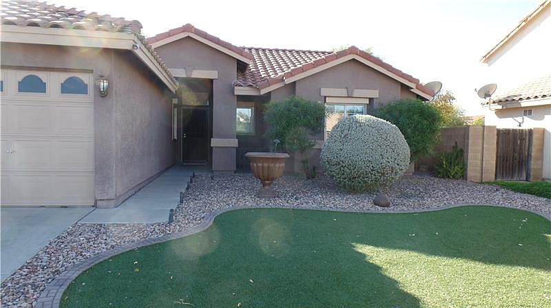 1st image of 4021 W Columbine Dr