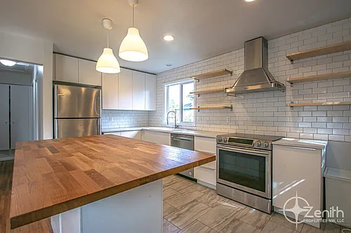1601 Esther St #1601 Photo 1