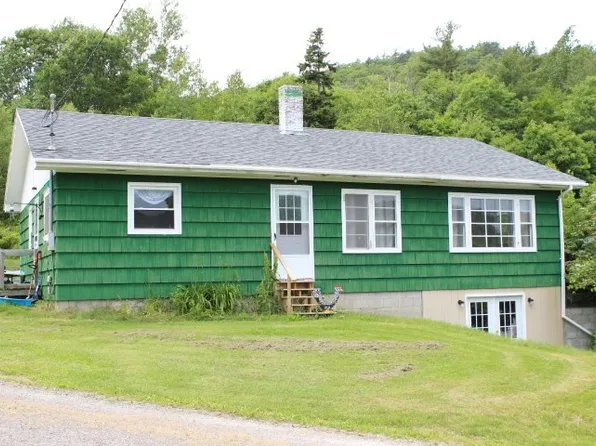 1310 Bangor Rd, Prospect, ME 04981