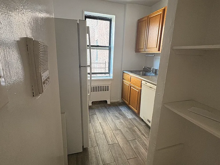 141-48 85th Rd #2J — Photo 3