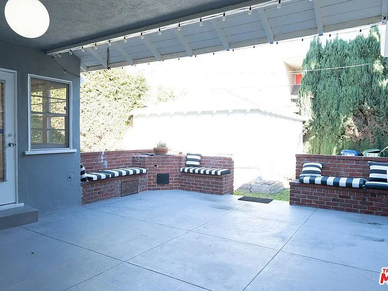 1240 Peck Dr — Photo 14