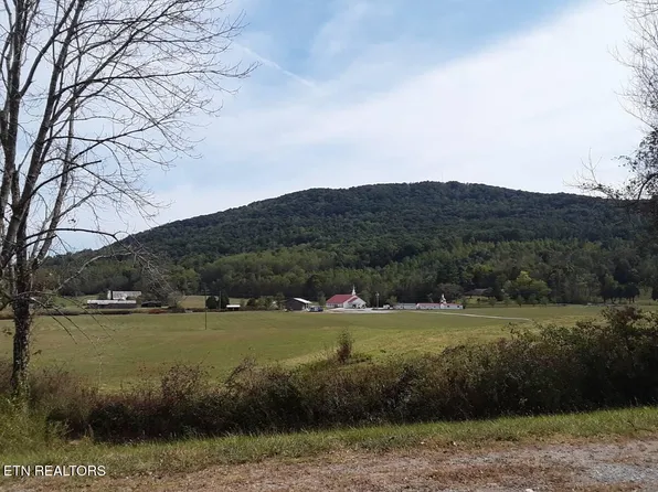 365 Moytoy Rd #103, Crab Orchard, TN 37723