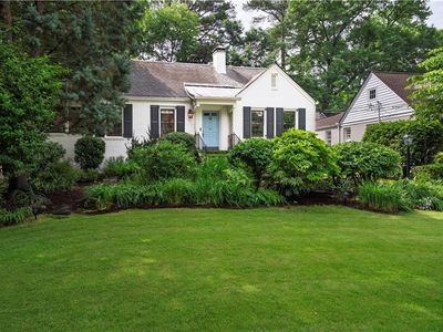 657 E Paces Ferry Rd NE, Atlanta, GA, 30305