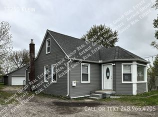 33250 Klein, Fraser, MI 48026