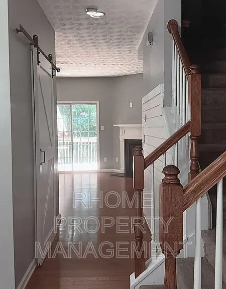 756 Celeste Ln SW — Photo 11