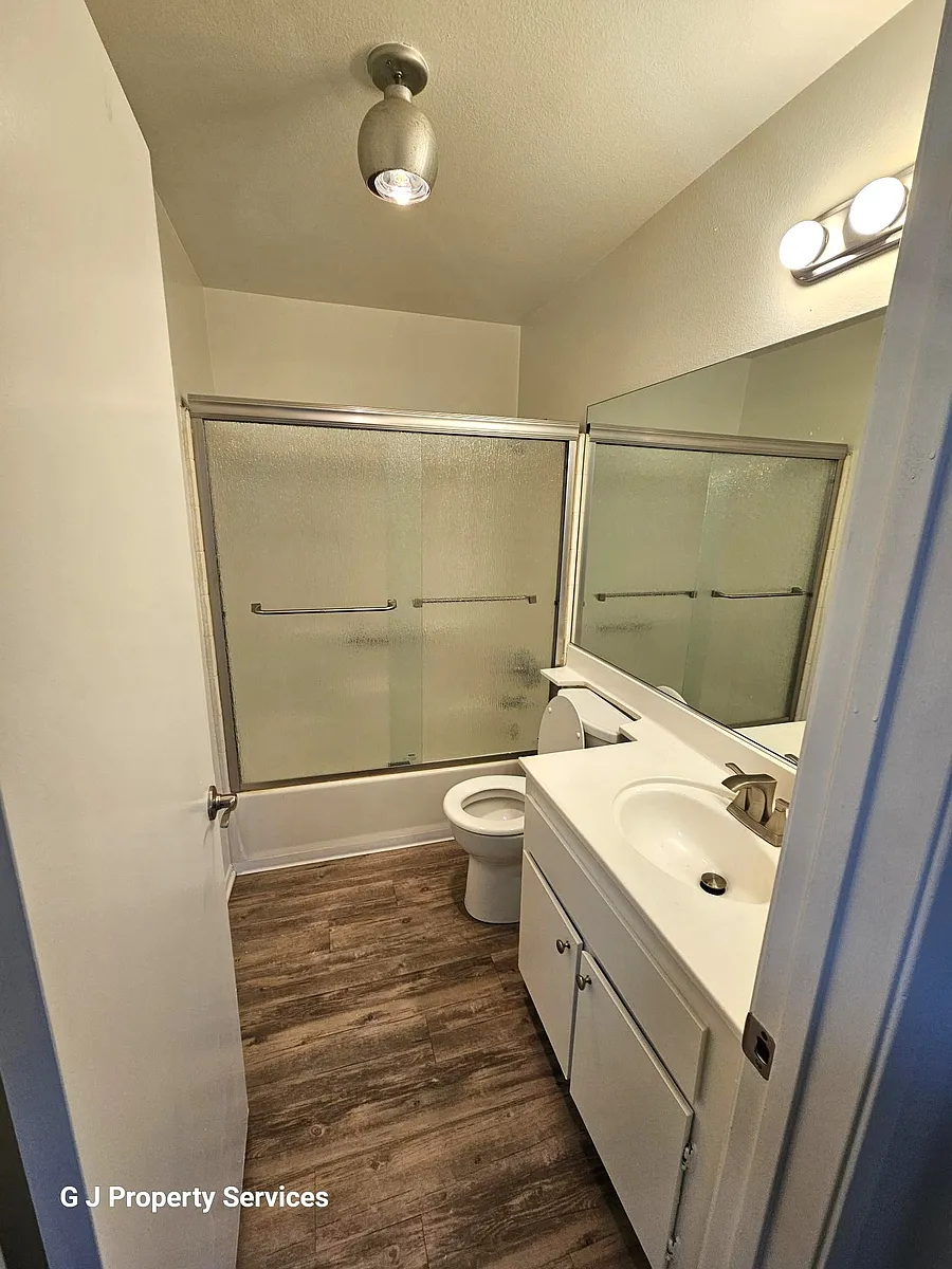 Building Photo - 2733 E Mariquita St #206