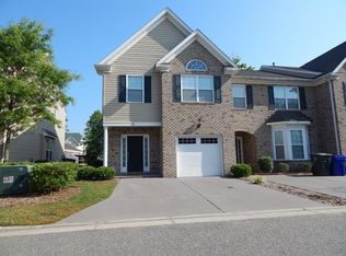 49 Rutland Dr, Hampton, VA 23666