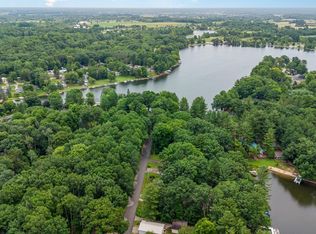 7670 Five Lakes Dr, Farwell, MI 48622