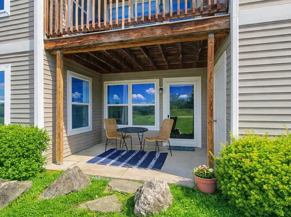 1295 Millbrook Trl, Ann Arbor, MI 48108