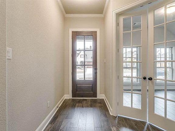 4th image of 543 Harvest Grove Dr