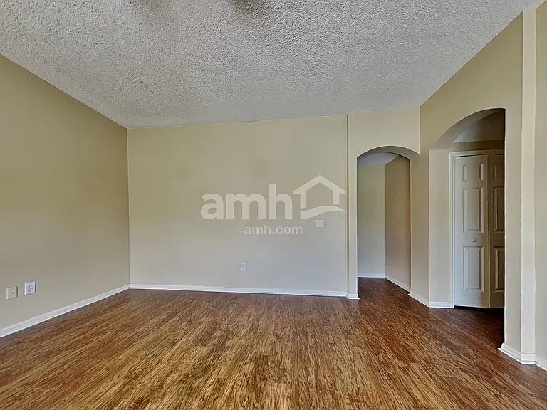 12613 Longcrest Dr — Photo 5