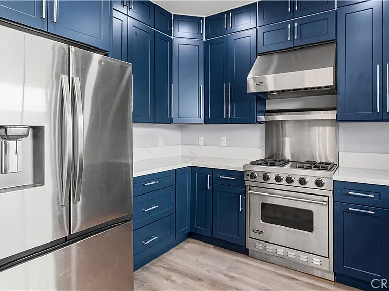 727 E Myrtle Ave #B — Photo 6