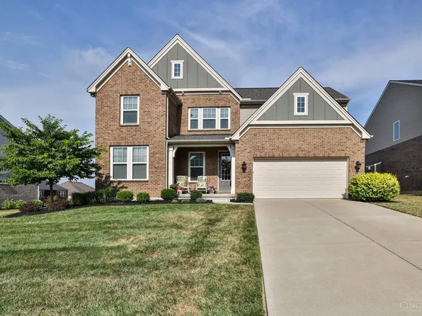 5133 Halifax Dr, Cleves, OH 45002