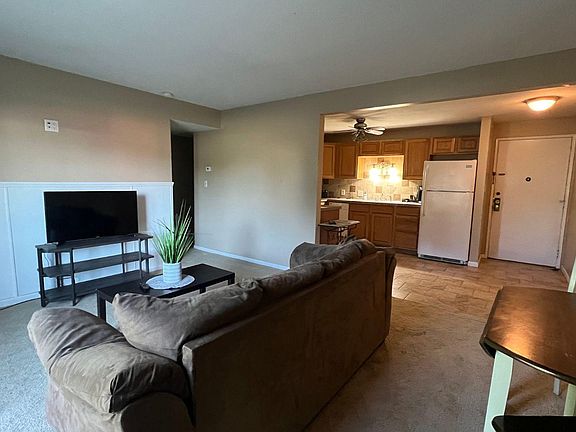 4th image of 2602 Frederick Ave APT 2
