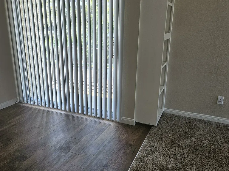 Bright & Wardman Apartments — Photo 16