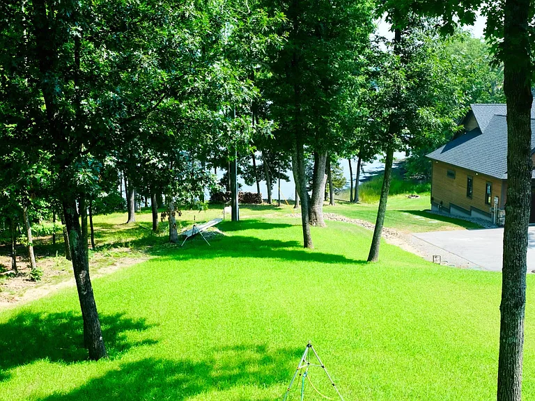 Misc: View from living room windows of the lawn & Little Bay