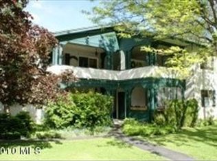 111 Whitman St APT 1C, Leavenworth, WA 98826