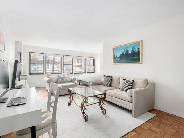 520 East 81st Street image 1 of 6
