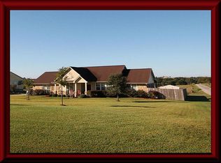 4110 Crestview Ln, Brenham, TX 77833