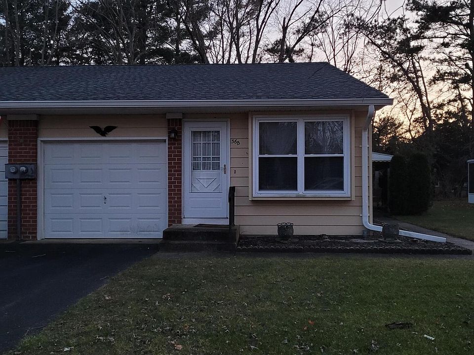 1st image of 36 Yorktowne Parkway #B