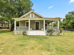 410 E Main St, Pilot Point, TX 76258