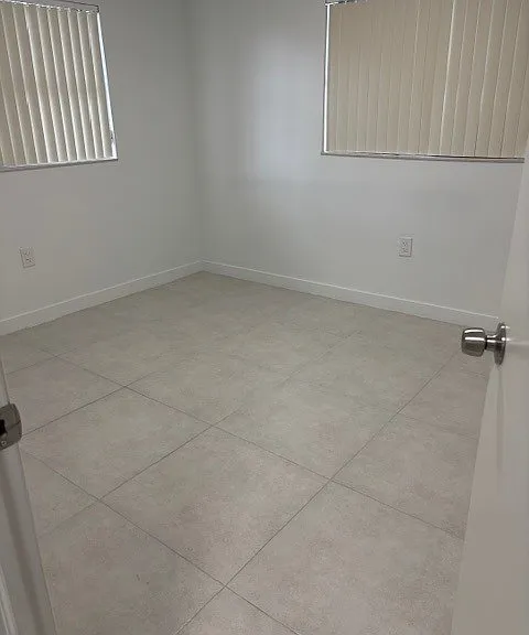 13260 SW 17th Ln #6 — Photo 2
