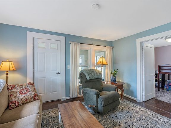 5th image of 102 Marsden Rd