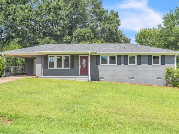8 Pueblo Dr, Greenville, SC 29617
