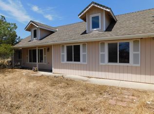 33788 Bronco Ln, Squaw Valley, CA 93675