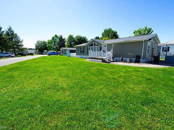2nd image of 4400 Melrose Dr Lot 203