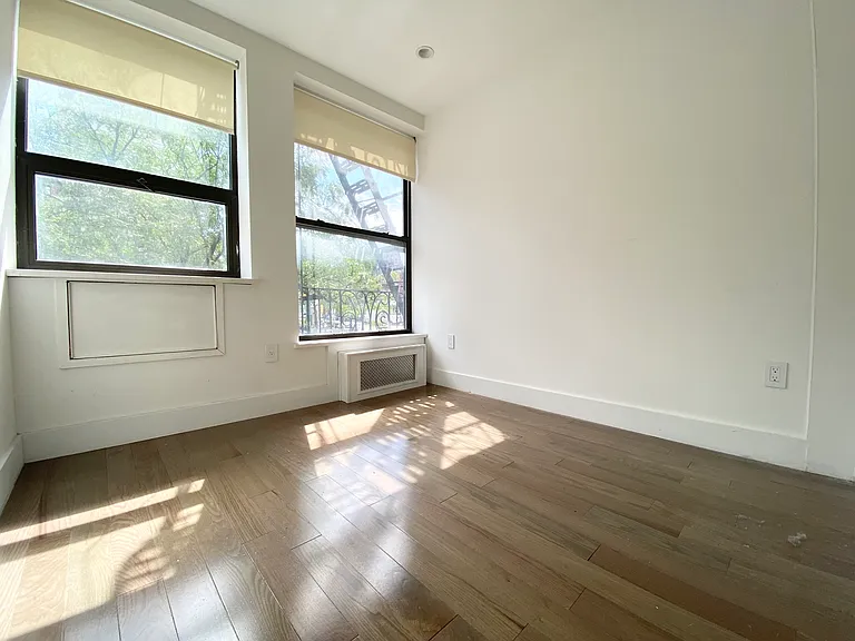 80 Delancey St #2A — Photo 6