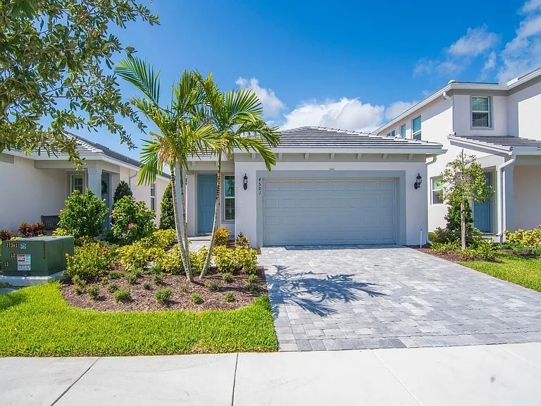 4501 Nautilus Cir — Photo 24
