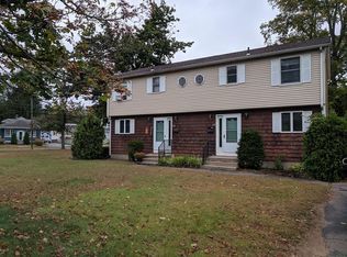 15-17 Herrman St, West Springfield, MA 01089
