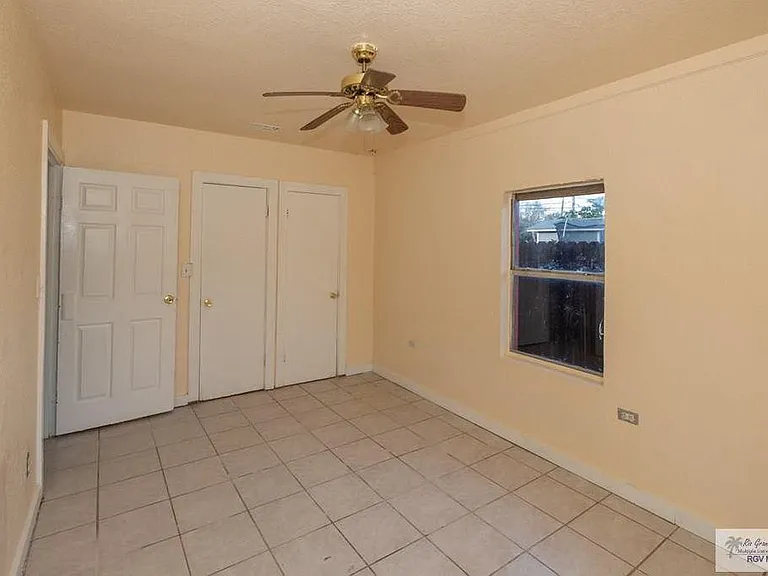 209 E Washington Ave #1 — Photo 6