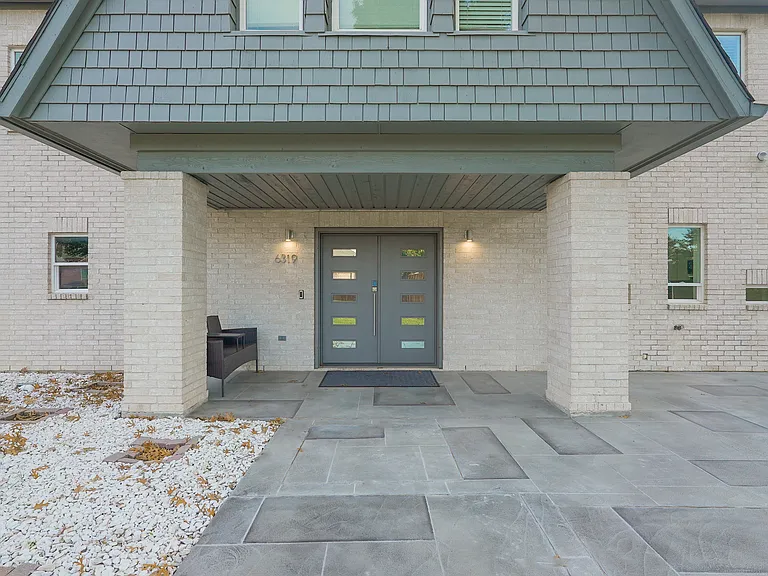 6319 Windmill Cir — Photo 4