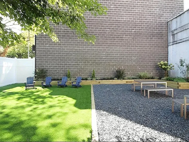 195 Franklin St #2R — Photo 9