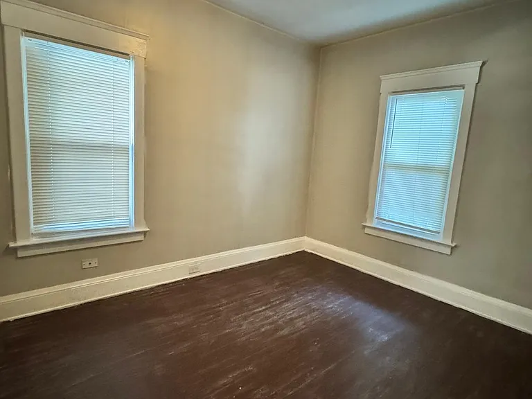 1057 E 146th St #1 — Photo 2