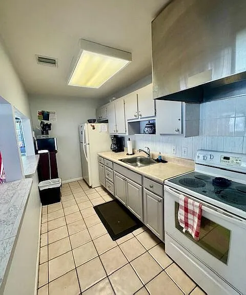 7214 Golf Colony Ct #205 — Photo 41