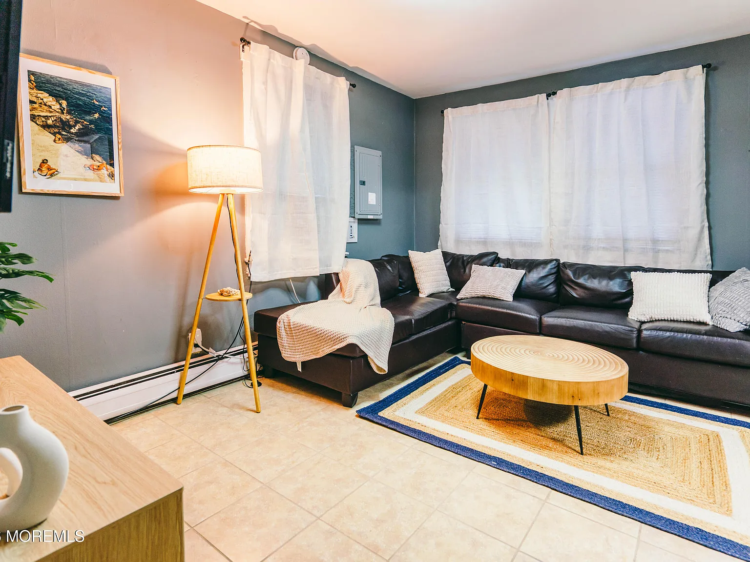 2 bed, 1144 sqft, $2,200 — Photo 2