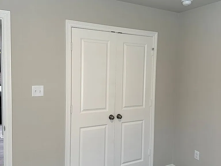 1111 Highgarden Dr — Photo 5