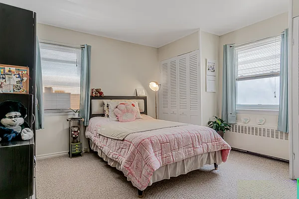 Sold by Prime Realty | media 10