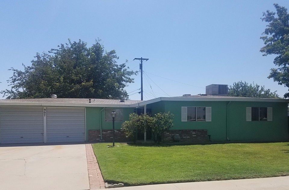 1st image of 907 W Togneri St