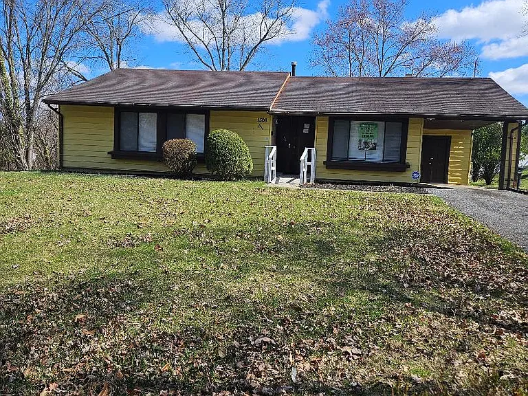 1306 Wembley Dr — Photo 10